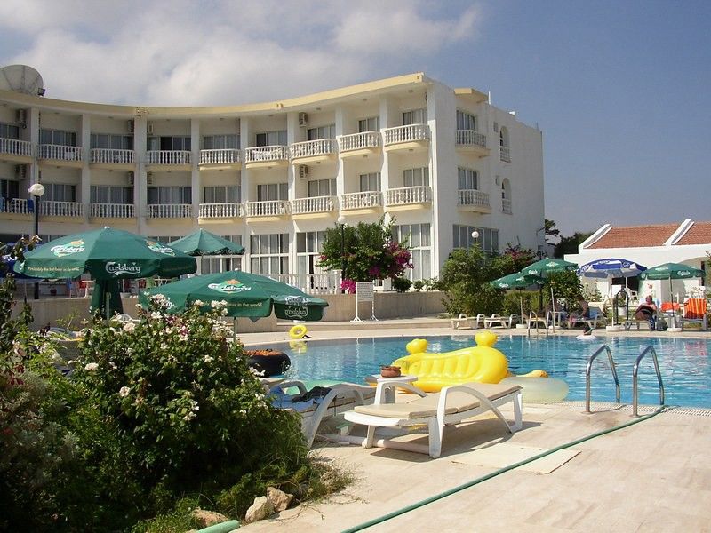 Sempati Hotel Лапитос Экстерьер фото